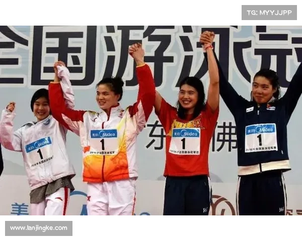 中国女子4×100米混合泳接力队刷新赛季最佳荣获全国冠军赛冠军 中国女子4×100米混合泳接力队刷新赛季最佳荣获全国冠军赛冠军